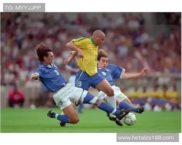 足球巨星背后的力量揭秘:那些辉煌俱乐部的故事与成就 足球巨星背后的力量揭秘:那些辉煌俱乐部的故事与成就