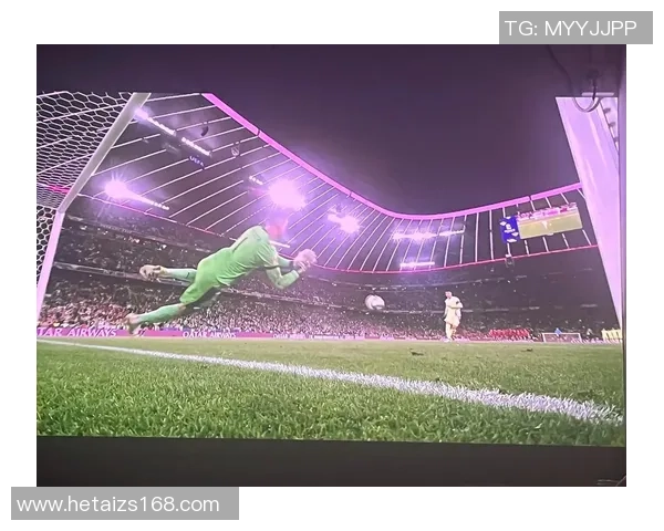 紫色足球明星的魅力与成就揭秘及其精彩瞬间图片欣赏 紫色足球明星的魅力与成就揭秘及其精彩瞬间图片欣赏